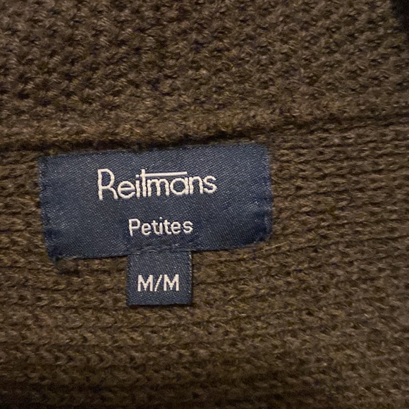 Knitted cover up - Picture 2 of 2